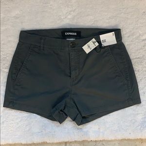 Express mid rise twill shorts